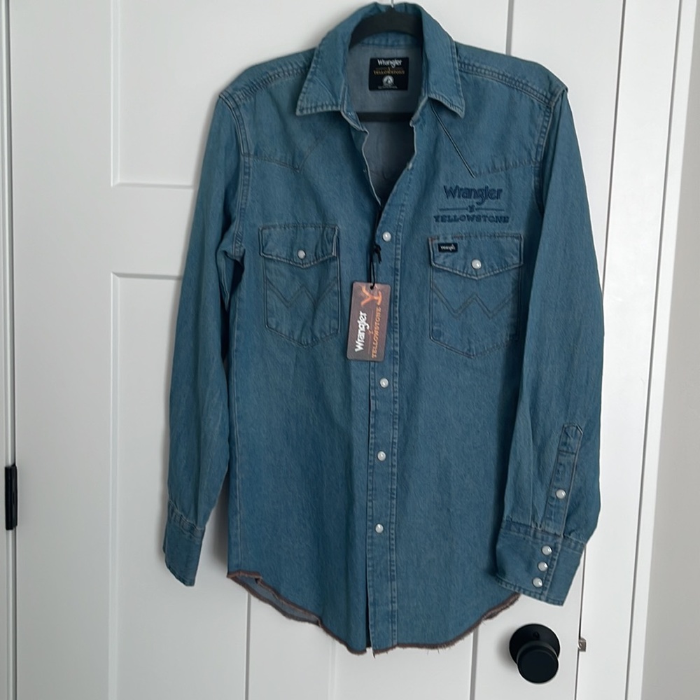 Wrangler Long sleeve Denim Snap Button Yellowstone Shirt